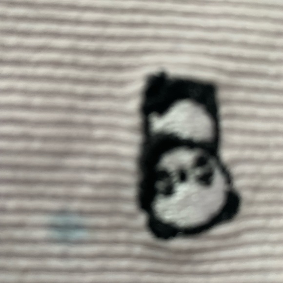 Small blue stain - Picture 2 of 3